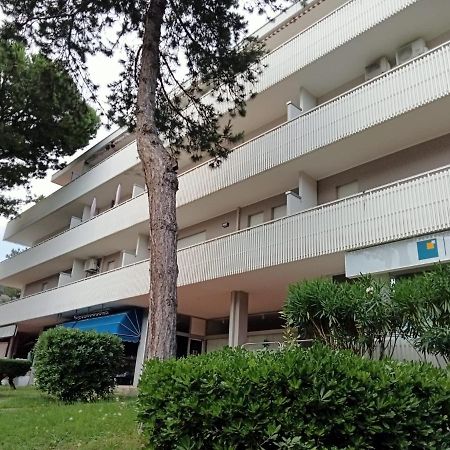 Bilocale Ristrutturato A 2 Passi Dal Mare Bibione Buitenkant foto